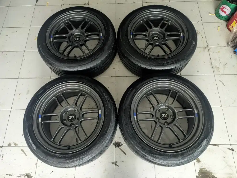 R18 ENKEI Rpf1 Face 2 L9 Et28 5x114+Ban hankok 90%