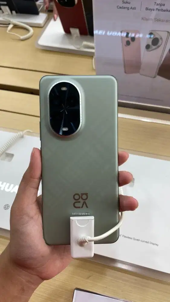 CREDIT HUAWEI NOVA 13 SERIES