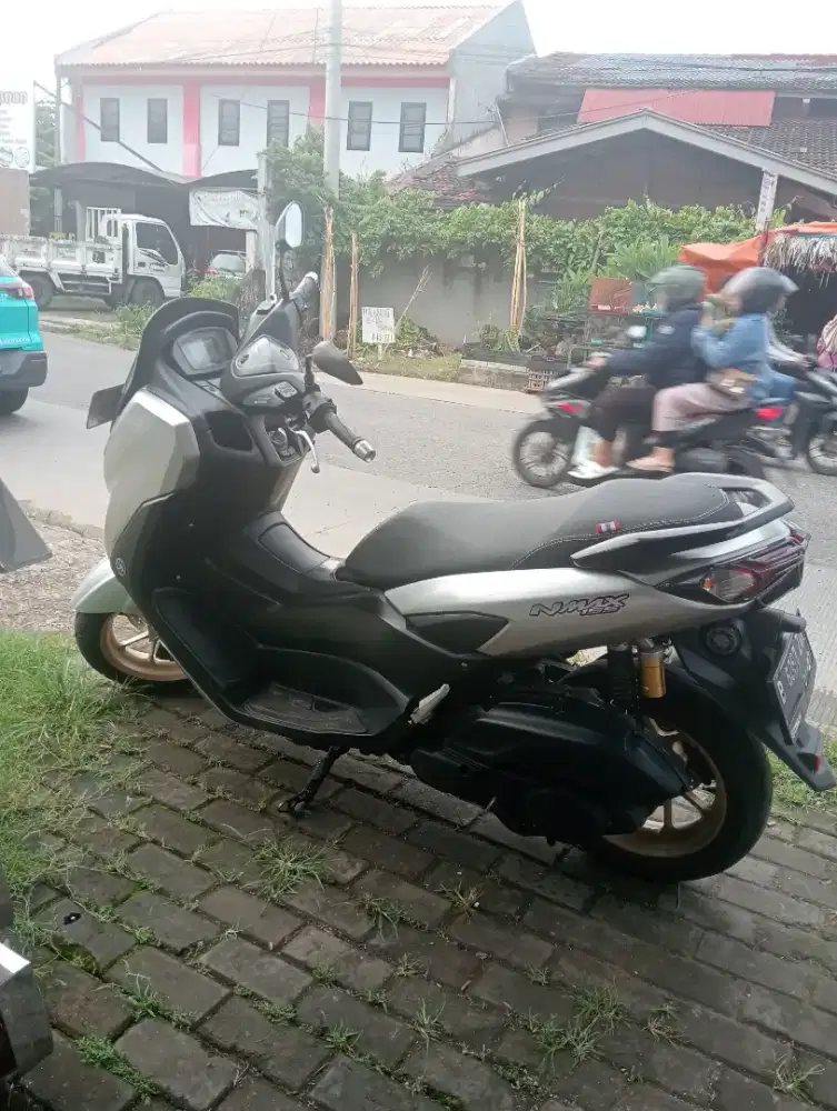 nmax keyles conected