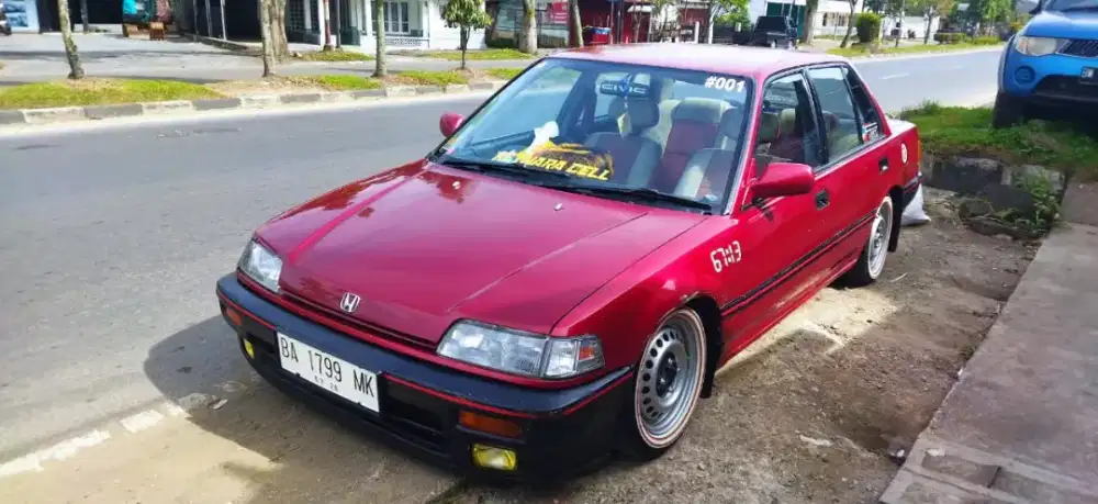 Mobil Civic LX Tahun 1988