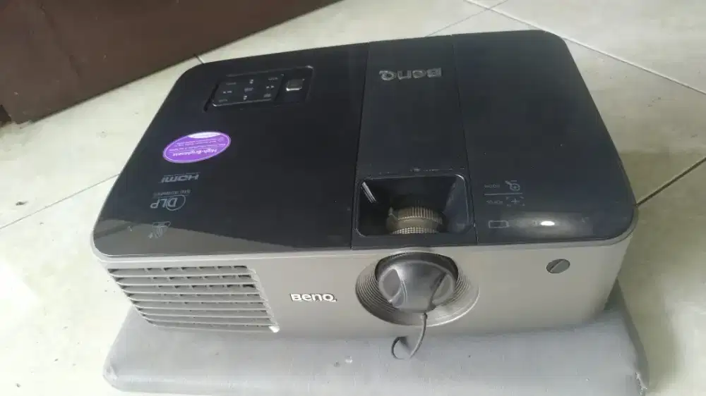 Proyektor Benq MX722