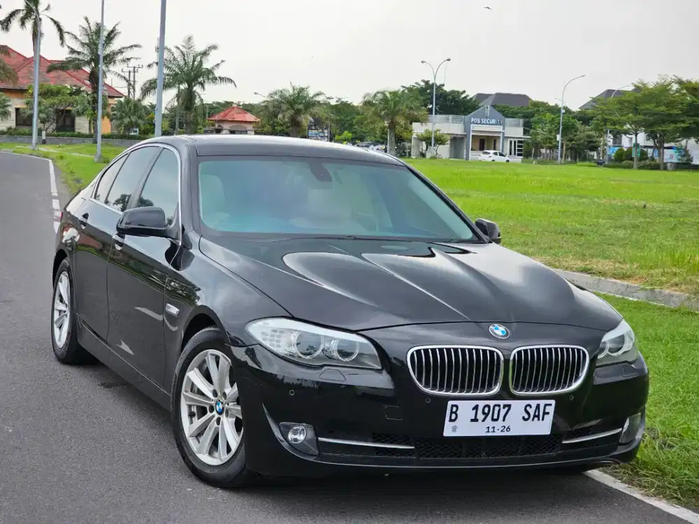 Km46rb BMW F10 523i Sunroof Tgn1 Super Simpanan Seperti Baru