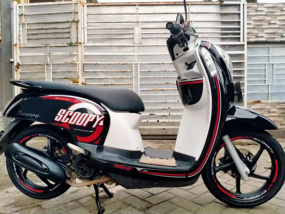 Honda Scoopy esp lengkap motor sehat keterangan detail dibawah