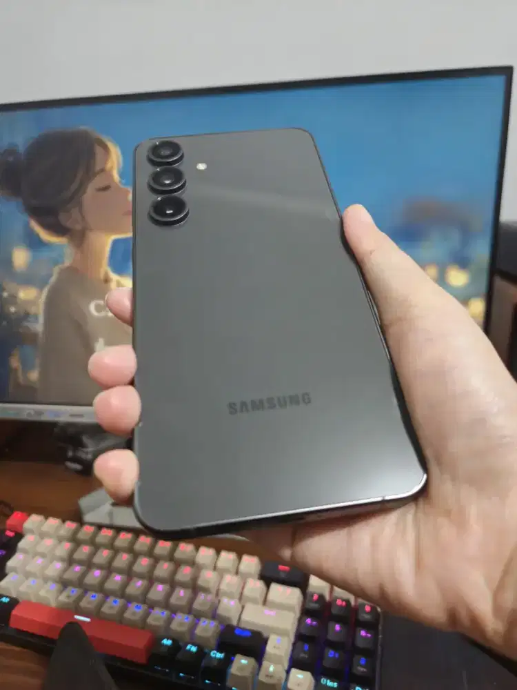 Samsung S24 FE 8/256 Unit Only