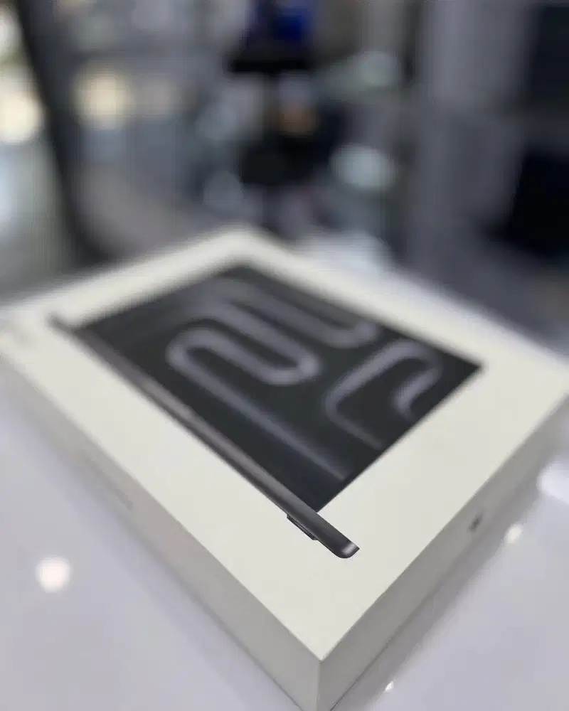 Macbook Pro 2023 8/512GB