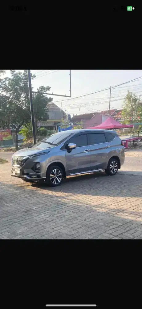 Nissan Livina tipe VL AT 2019