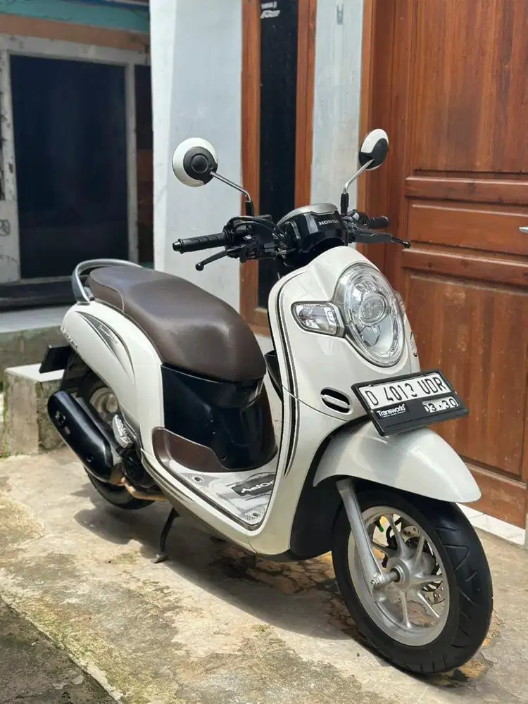 HONDA SCOOPY 2018 STYLISH MULUS SATANGAN DARI BARU !!
