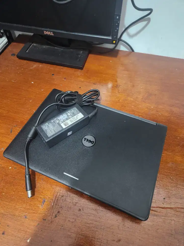 Laptop mungil 12 inch dell 3150 ram 8gb siap pakai
