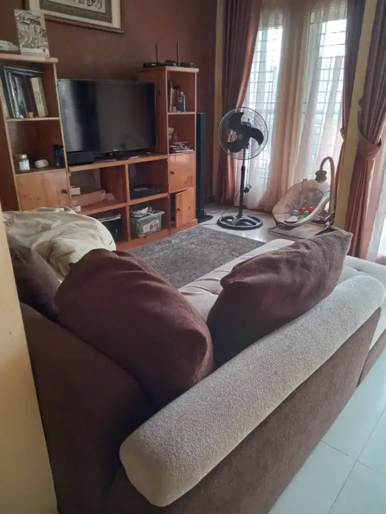 Jual Cepat Rumah 2 Lt Perumahan Pulo Gebang Permai
Pulo Gebang Jaktim