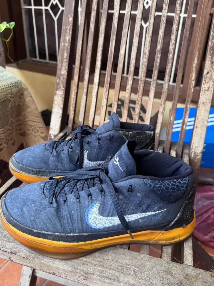 Nike Kobe Size 44 - sepatu sneakers