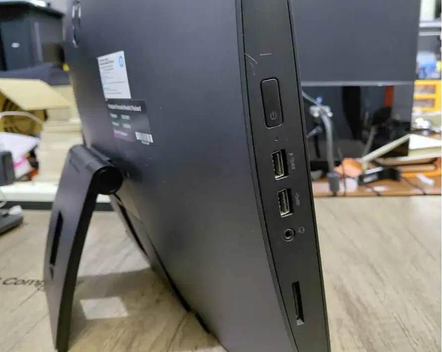 Hp proOne 400 G3 Touchscreen intel i3 7100 BISA UPGRADE