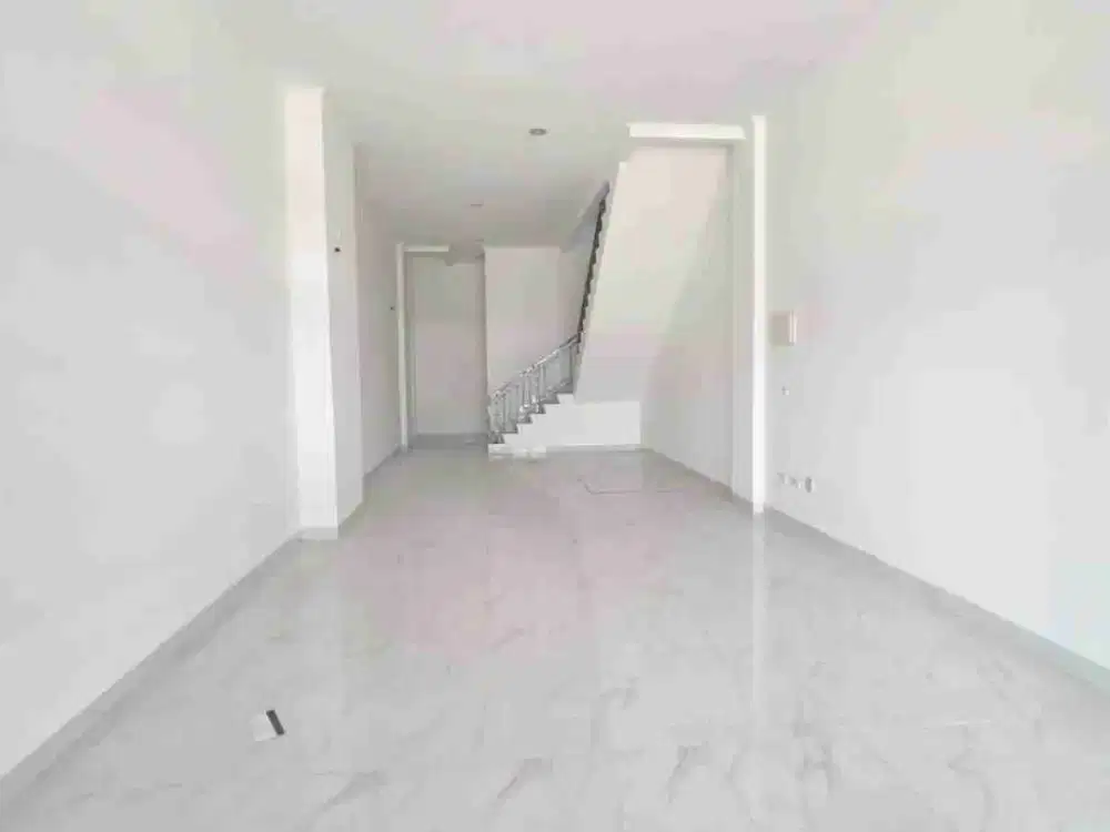 Disewa ruko siaphuni siap pakai di Sedayu City Kelapa Gading Jakarta Utara