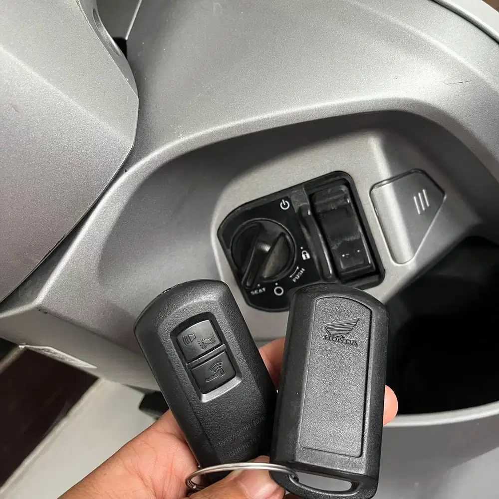 Dijual Scoopy Prestige warna Favorit Putih