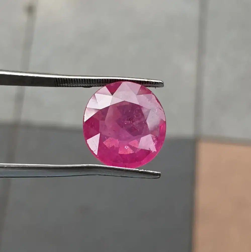 Natural Ruby 9.35 crt