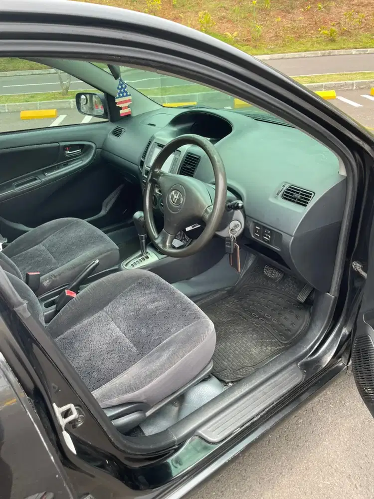 Toyota Vios 2004 Bensin