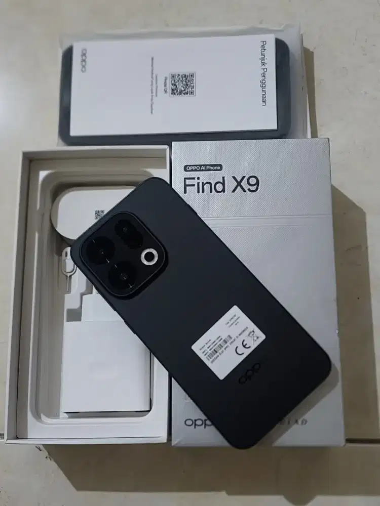 Oppo Find X9 5G 12/256Gb, warna Black, Aktivasi 19/11/2025, 100% Mulus