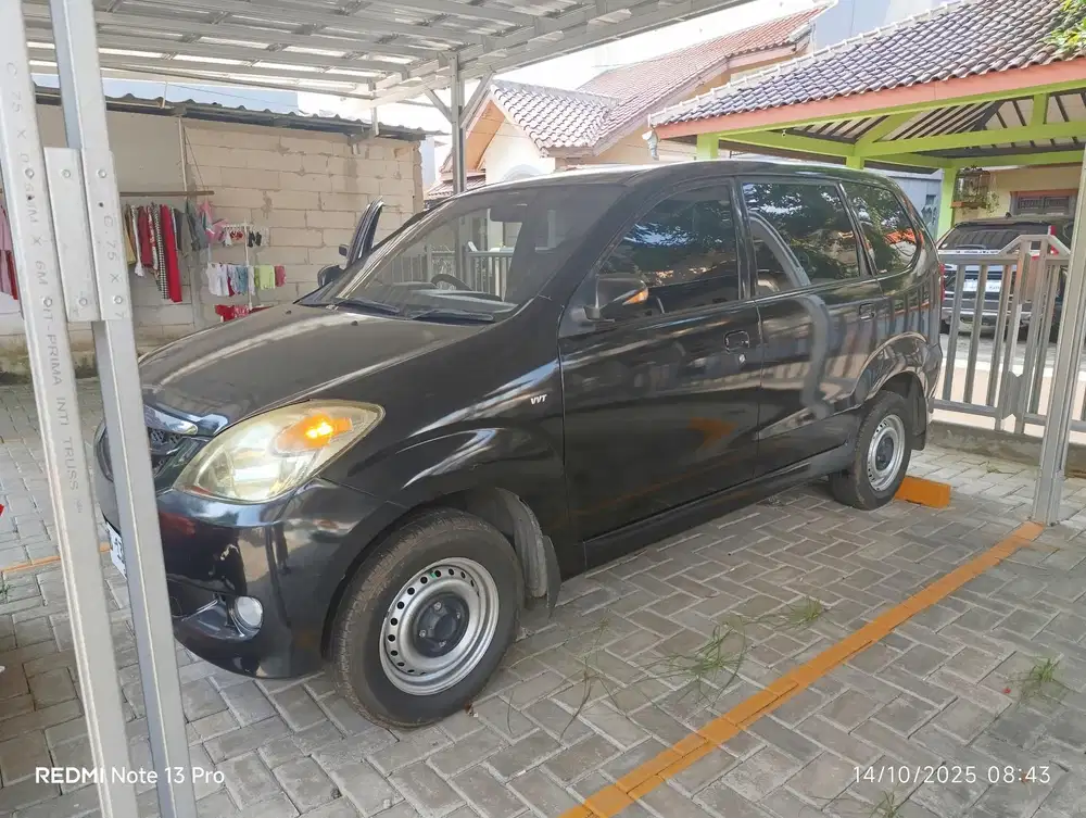 Toyota Avanza 2010 Bensin