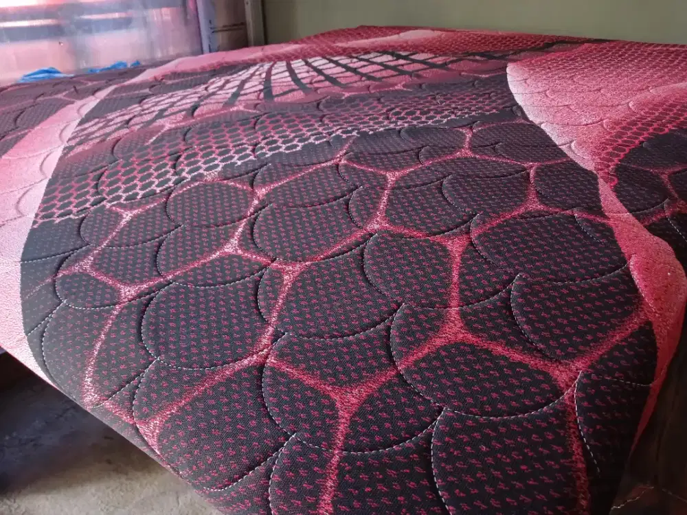 Kasur busa bekas uk besar muat untuk tiga orang masih juoooz bagus