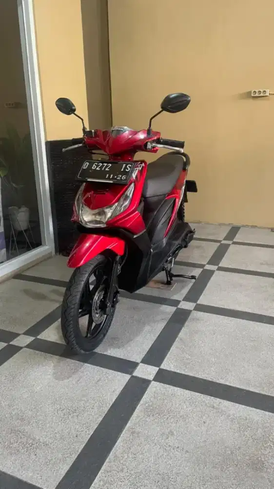 Pajak Baru, Honda Beat Karbu Tahun 2011