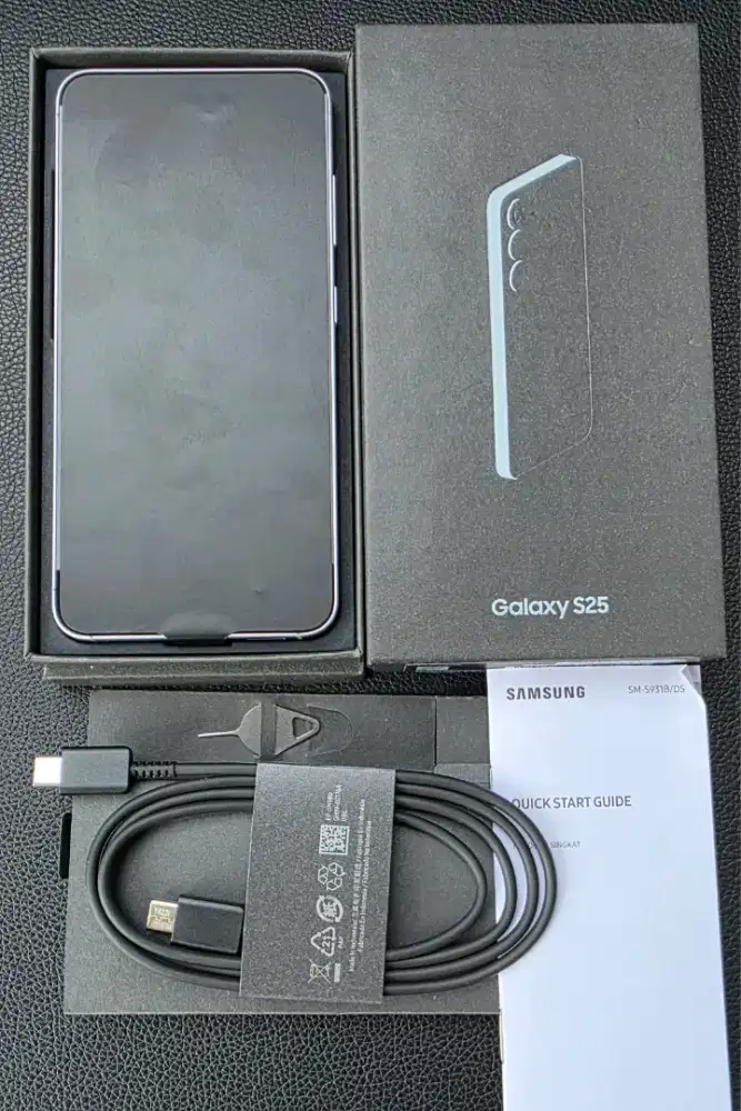 SAMSUNG S25 12/256GB Second Rasa BARU - 6 Hari Pakai
