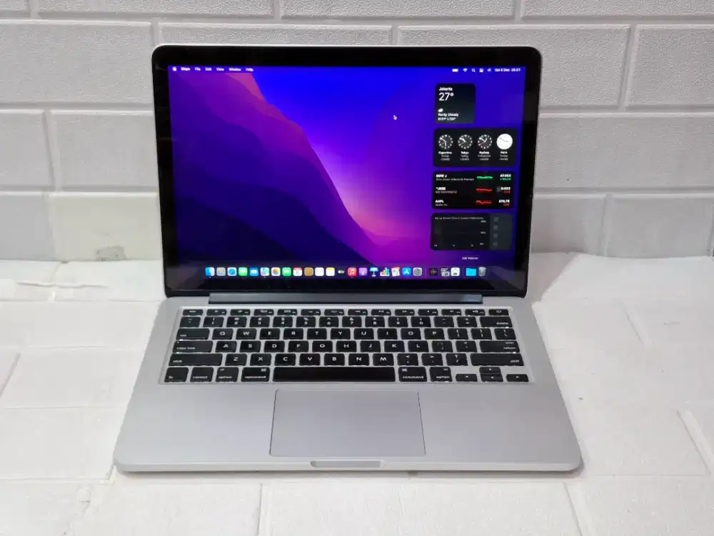 Macbook pro Retina 2015
Ram 8 GB/SSD 256GB