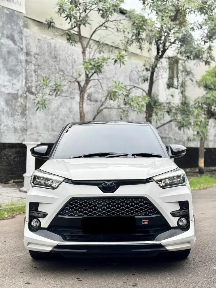 Cash Toyota Raize 1.0 GR Two Tone 2022