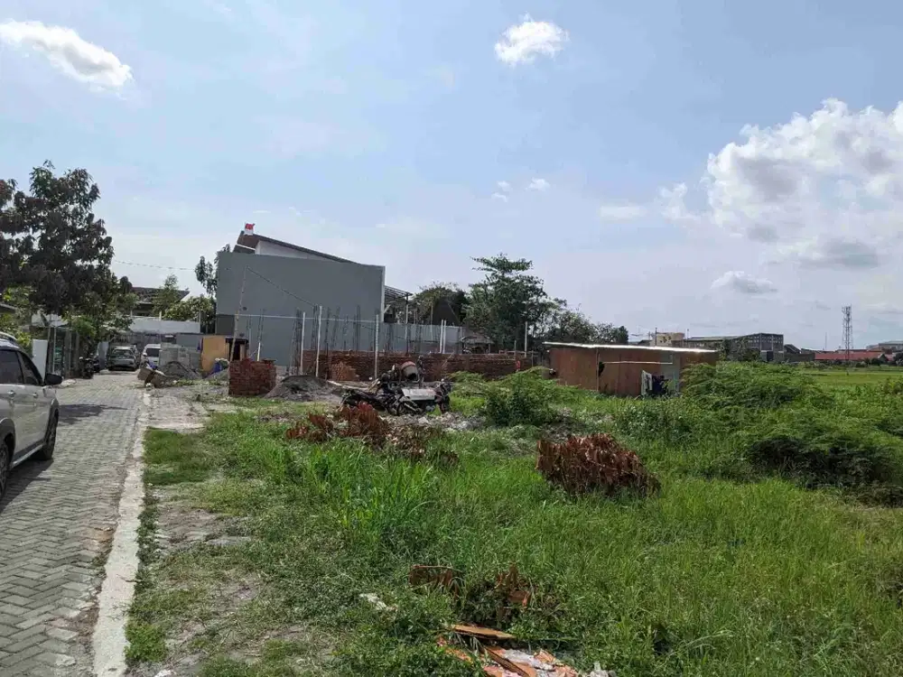 8 Menit UGM Sleman Tanah Siap AJB Pusat Kota