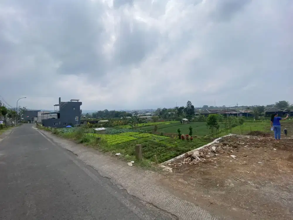 Villa cocok investasi lokasi prospektif batu dekat alun-alun