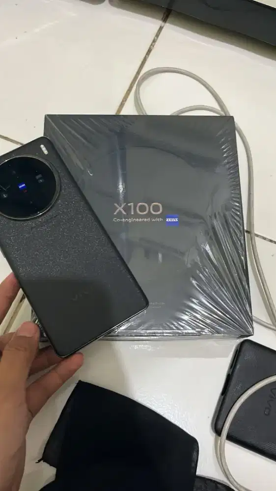 Vivo X100 12/256GB Second Fullset Original Murah Resmi