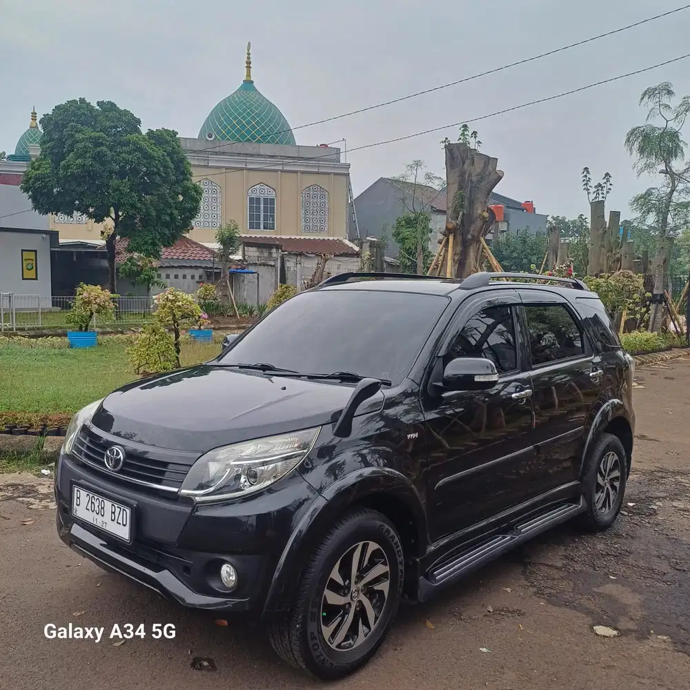 Toyota Rush 2017 Bensin