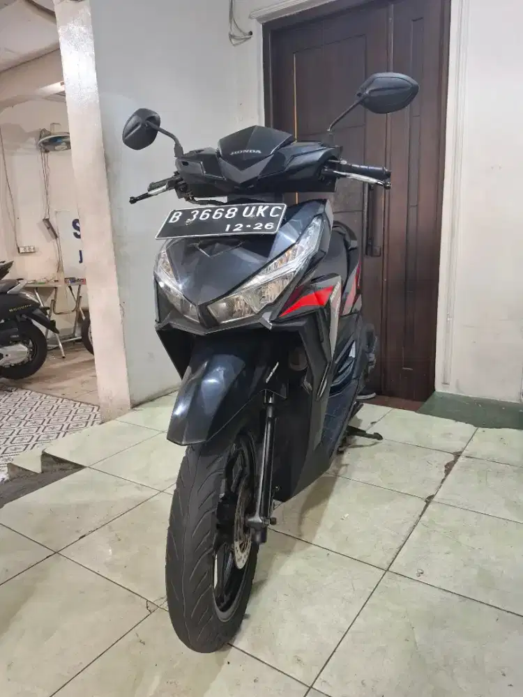 HONDA VARIO 125 CBS TAHUN 2015, ISTIMEWA