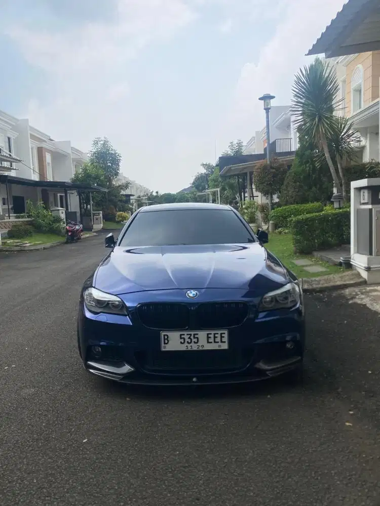 BMW 535i Black on Black (Rare)