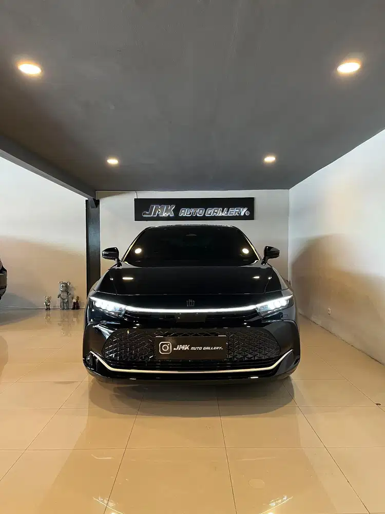 Toyota Crown Croosover Turbo Hybrid