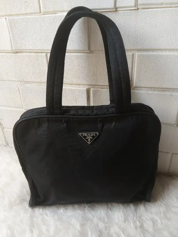 Dijual Tas Prada Auth vintage