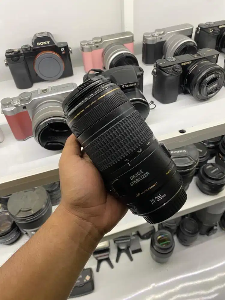 Lensa tele canon 70-300 ultrasonic motor USM