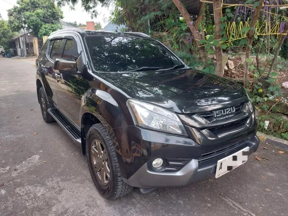 Isuzu MUX 2015 Matik Diesel Pajak Panjang Ban Baru