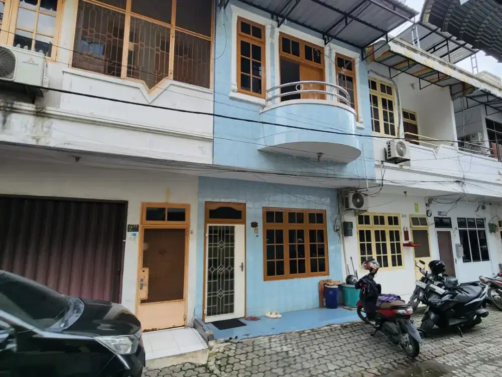 JUAL RUMAH TERAWAT KOMPLEK PASAR 3 BARU DAERAH KRAKATAU