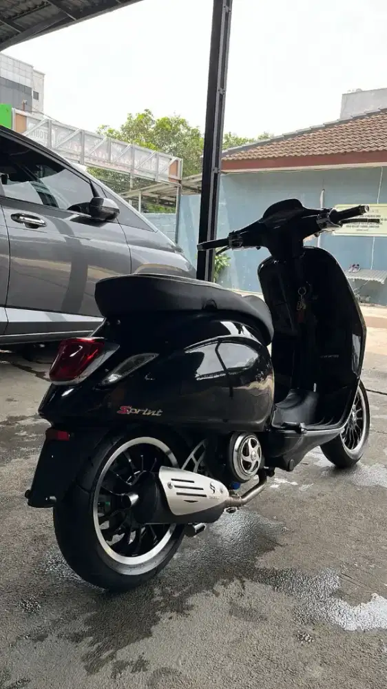 Vespa sprint facelift iget abs low km