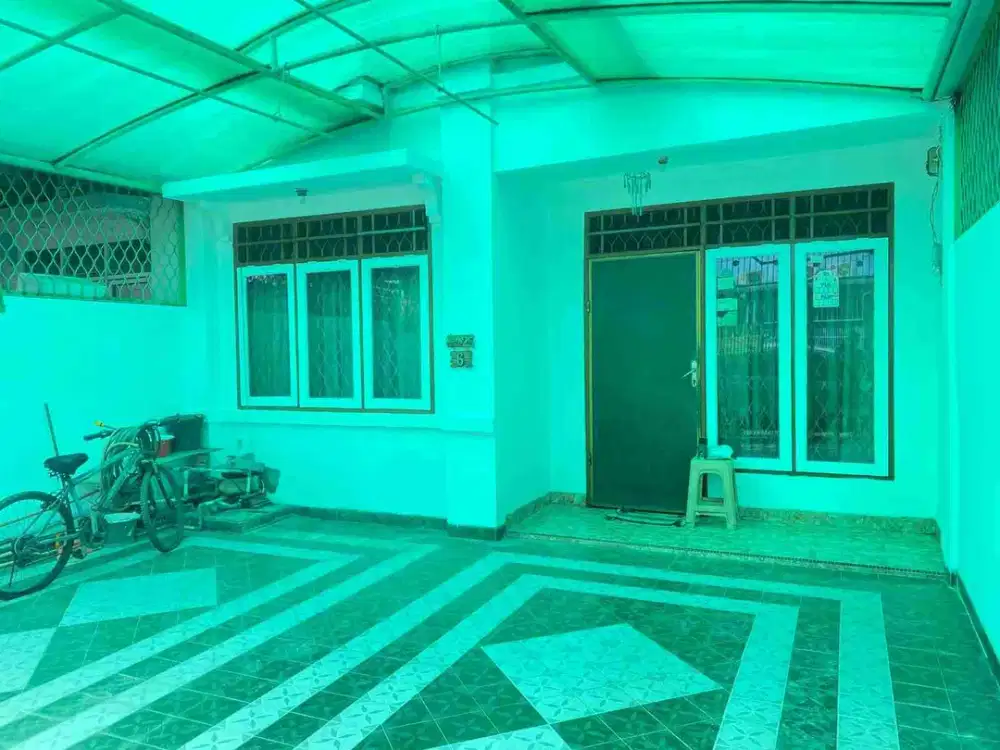 Rumah Taman Palem Jakbar 180m2 2Lt