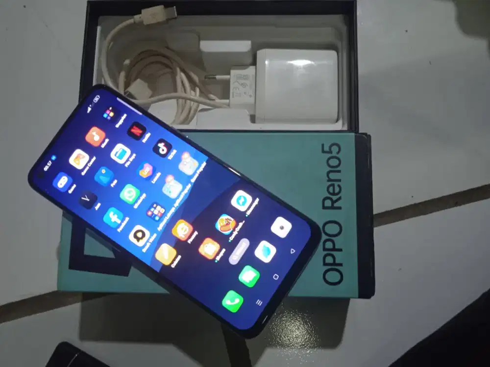 Oppo Reno 5,full set