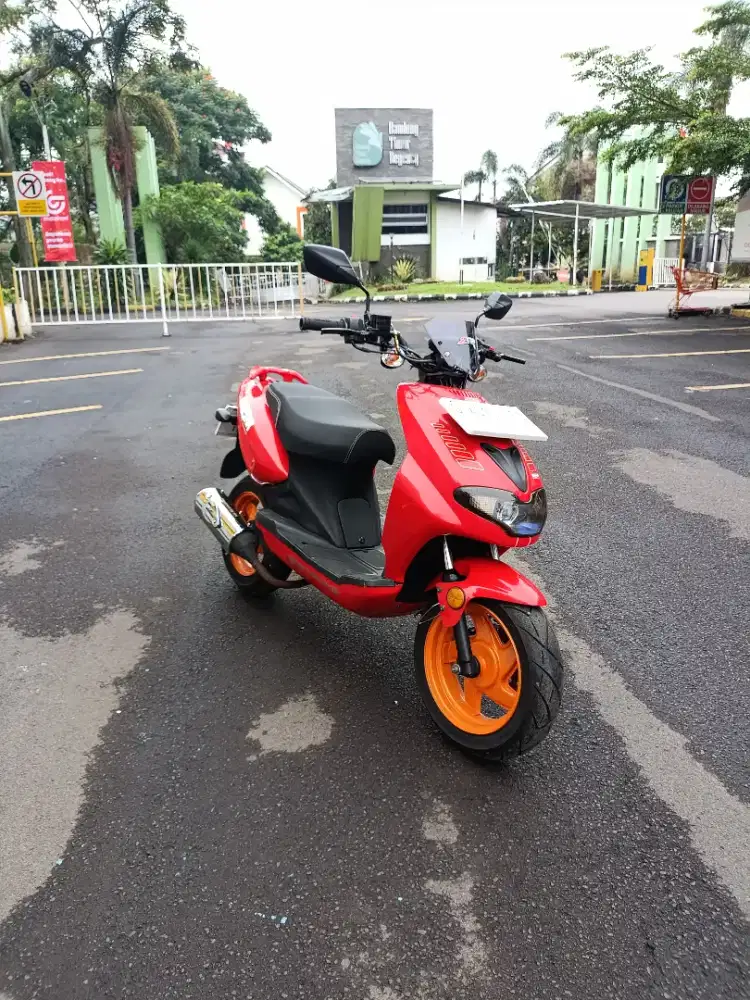 Sanex Hussar cpi 2001. Matic 2 tak Langka. Terawat. Metik 2 stroke