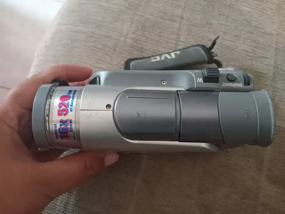 Kamera video Handycam JVC d30AG bekas.