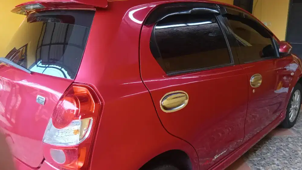 Toyota Etios Valco 1.2 G 2017