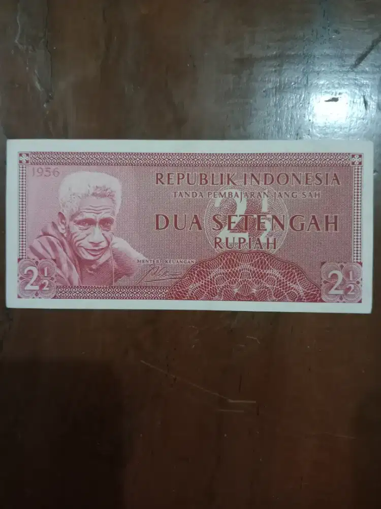 Uang Kertas Kuno 2½  Rupiah Seri Suku Bangsa II Tahun 1956
