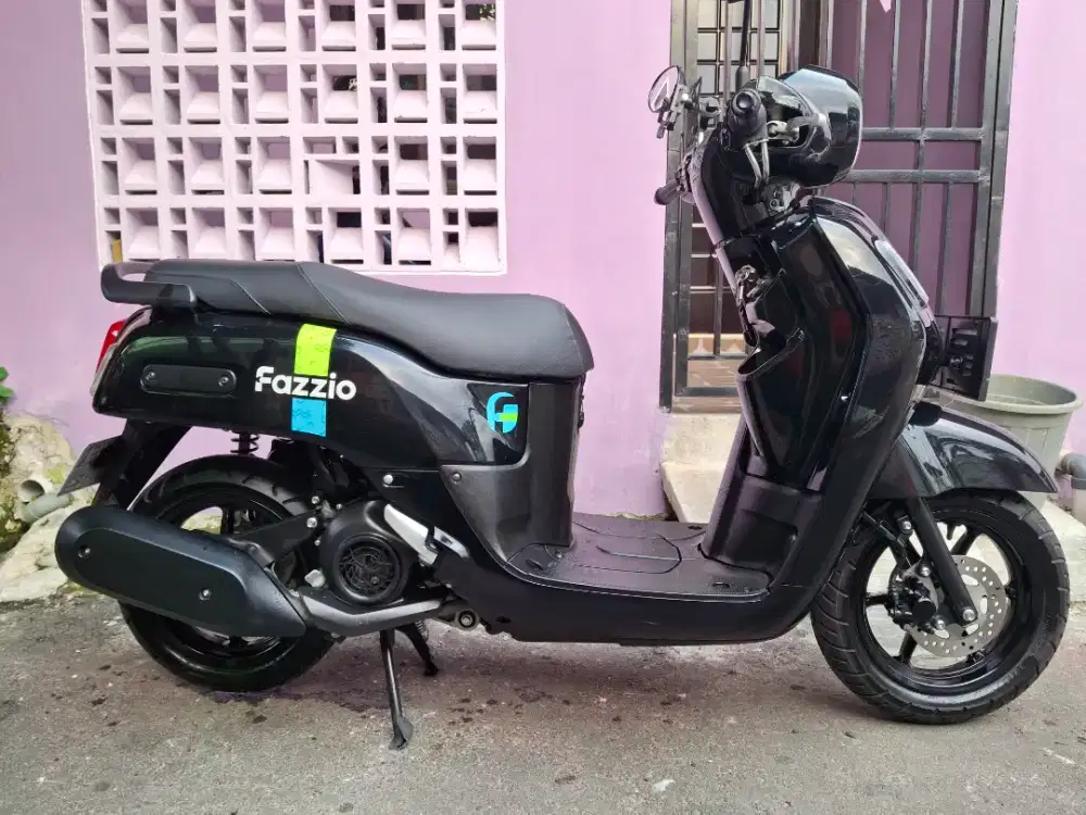 Yamaha Fazzio black thn 2024