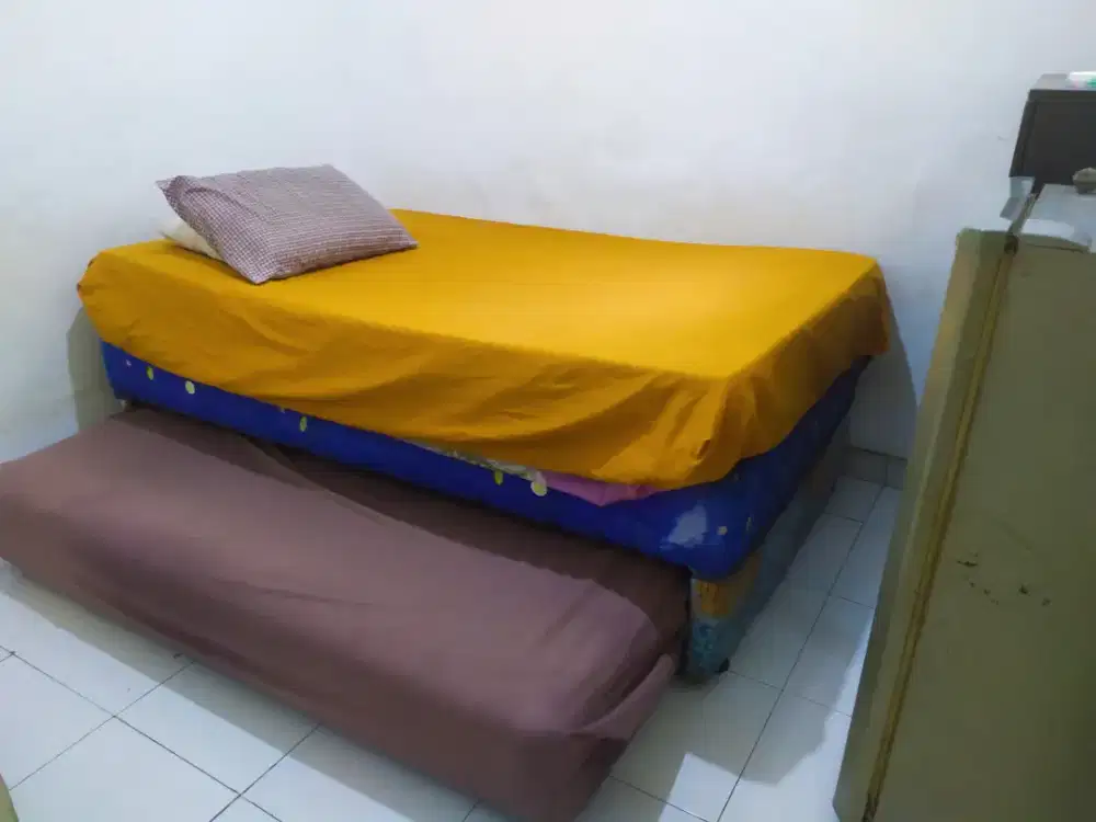 Disewakan kios, kos ac dan kos non acmetland cileungsi