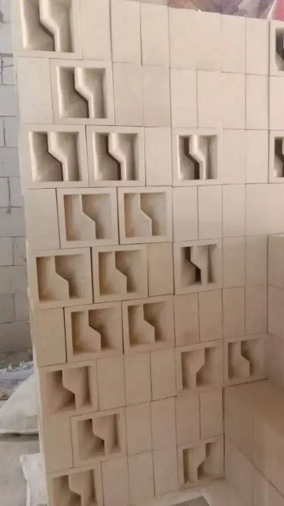 Roster beton minimalis