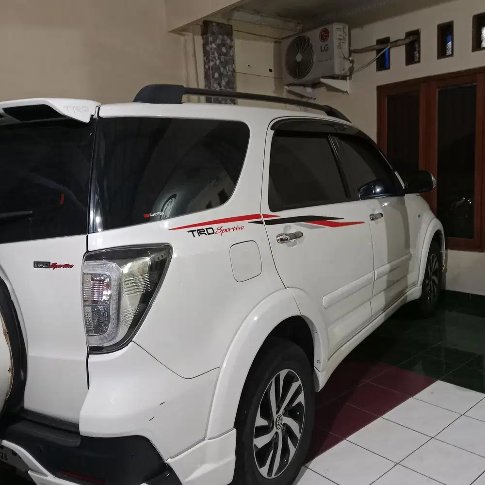 Toyota Rush 2017 Bensin