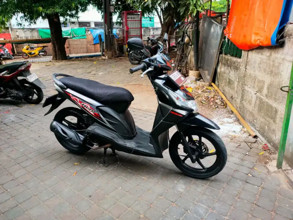 Honda Beat 110 Karbu Tahun 2012