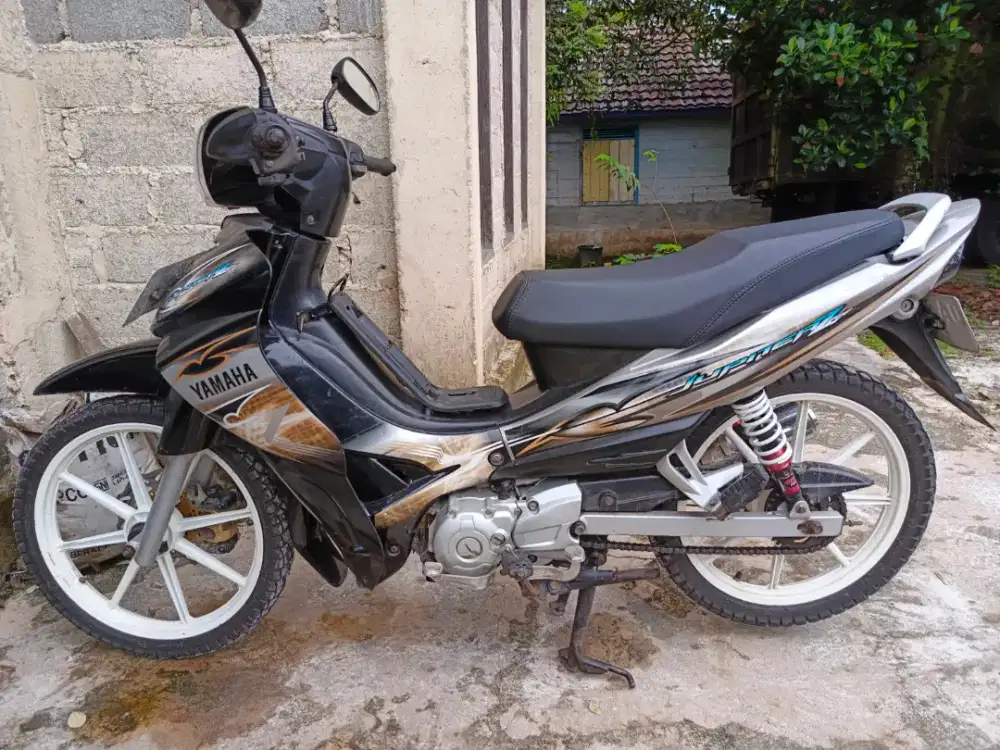 YAMAHA JUPITER Z Burung Hantu